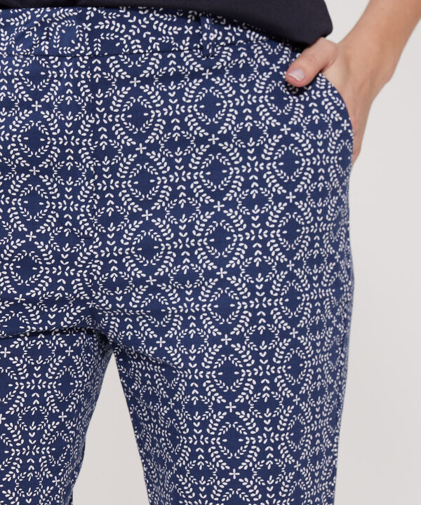 Pantalón Capri Con Estampado Floral image number null