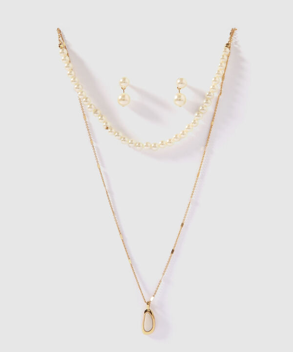 Set De Accesorios image number null
