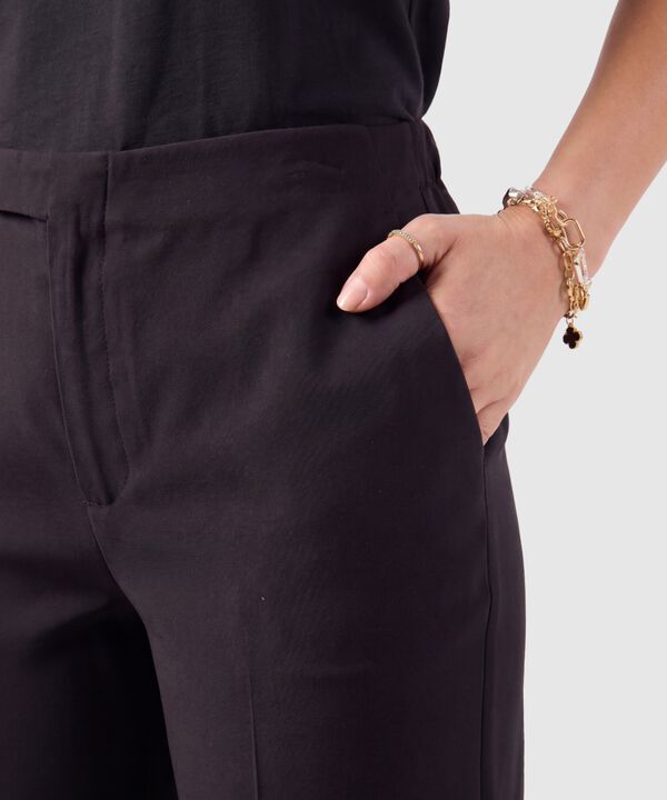 Pantal&oacute;n Bota Semiacampanada Para Mujer