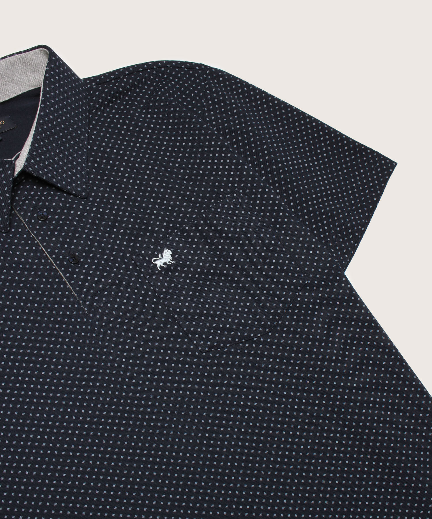 Polo Estampada Cuello Duro