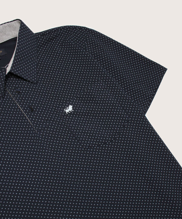 Polo Estampada Cuello Duro image number null