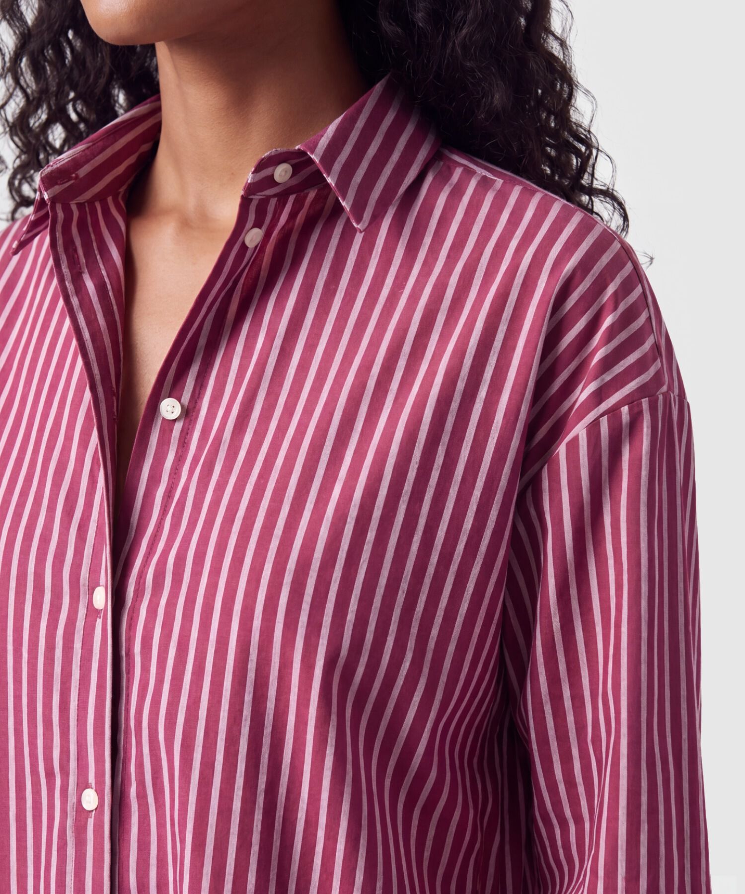 Camisa Manga Larga Hombro Ca&iacute;do Para Mujer