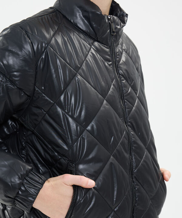 Chaqueta Acolchada Efecto Brillante image number null