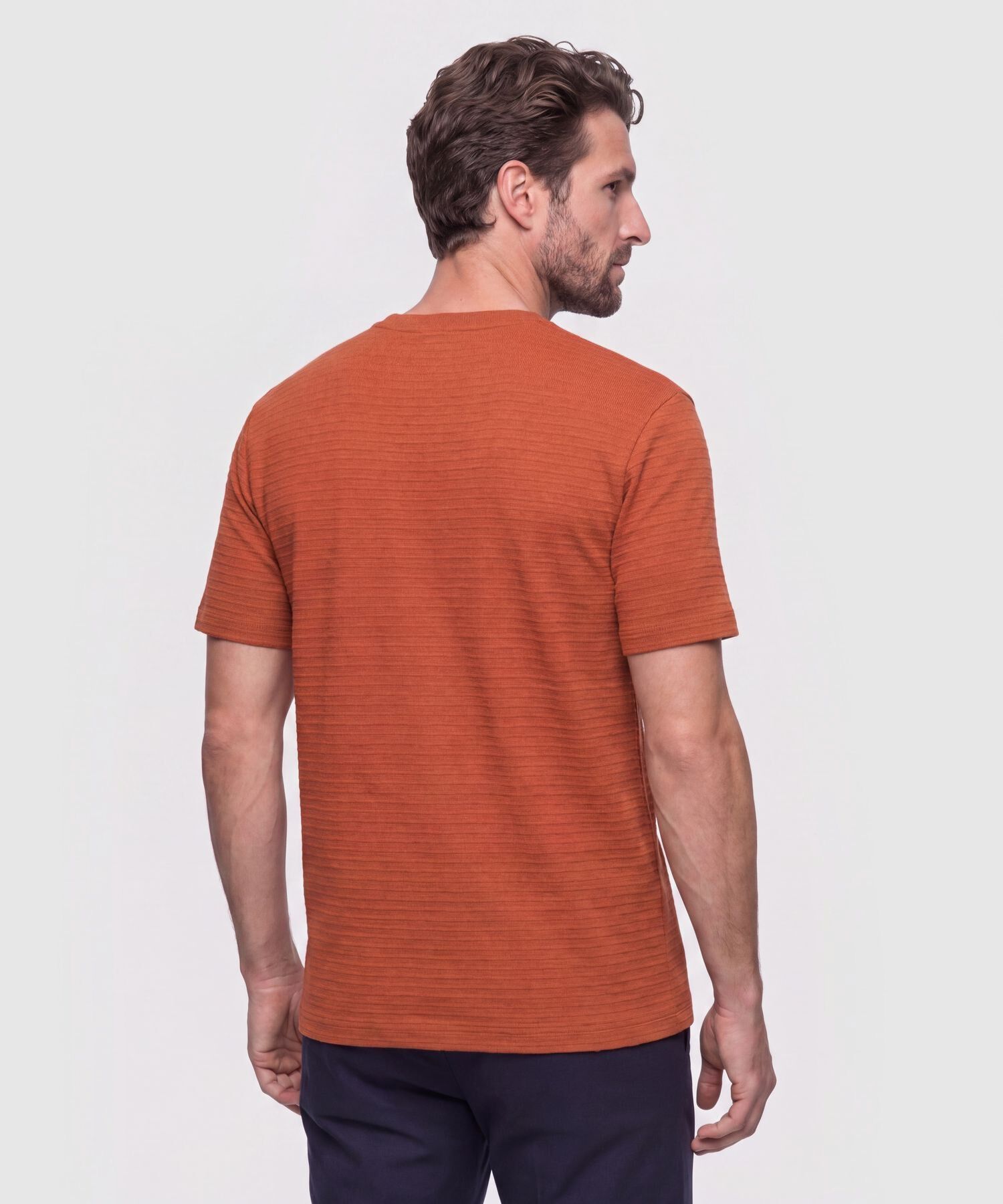 Camiseta Texturizada Cuello Redondo Hombre