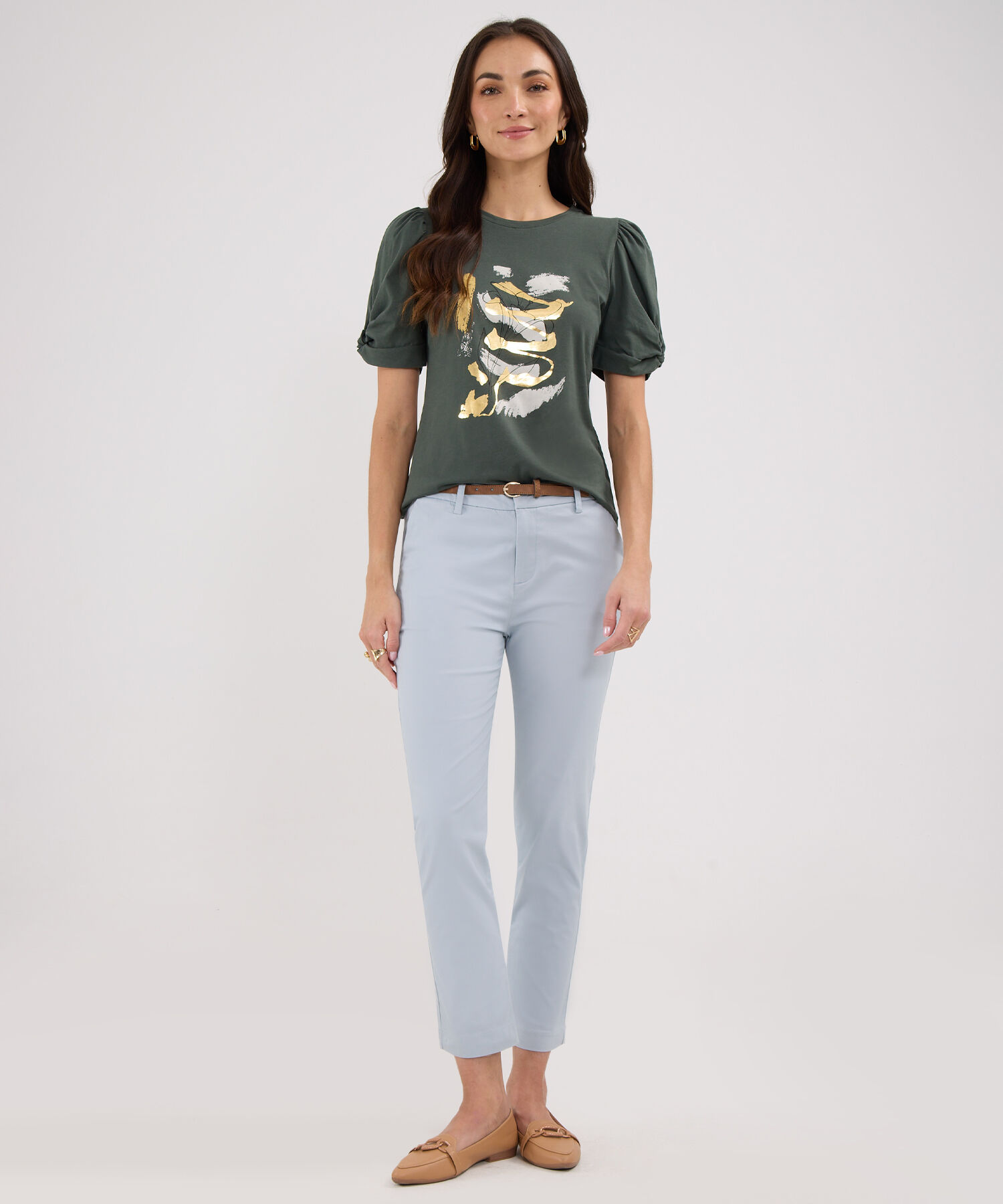 Camiseta Escote Redondo Con Detalle En Manga Y Estampado Screen En Frente