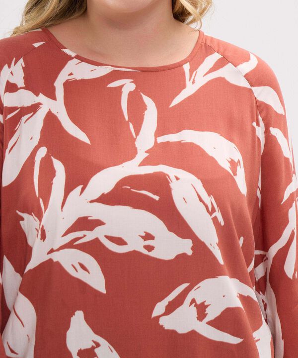 Blusa Estampada, Escote Redondo, Manga 3/4 Con Recogido En Puños image number null