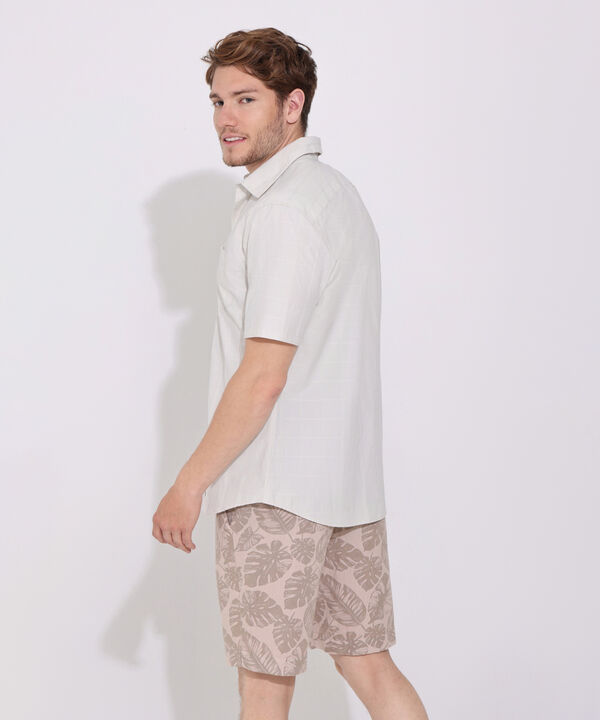Camisa Unicolor Texturizada, Manga Corta Con Bolsillo Y Silueta Slim Fit
