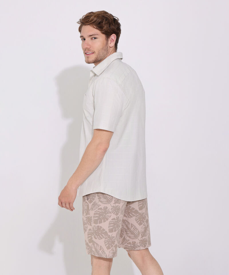 Camisa Unicolor Texturizada, Manga Corta Con Bolsillo Y Silueta Slim Fit