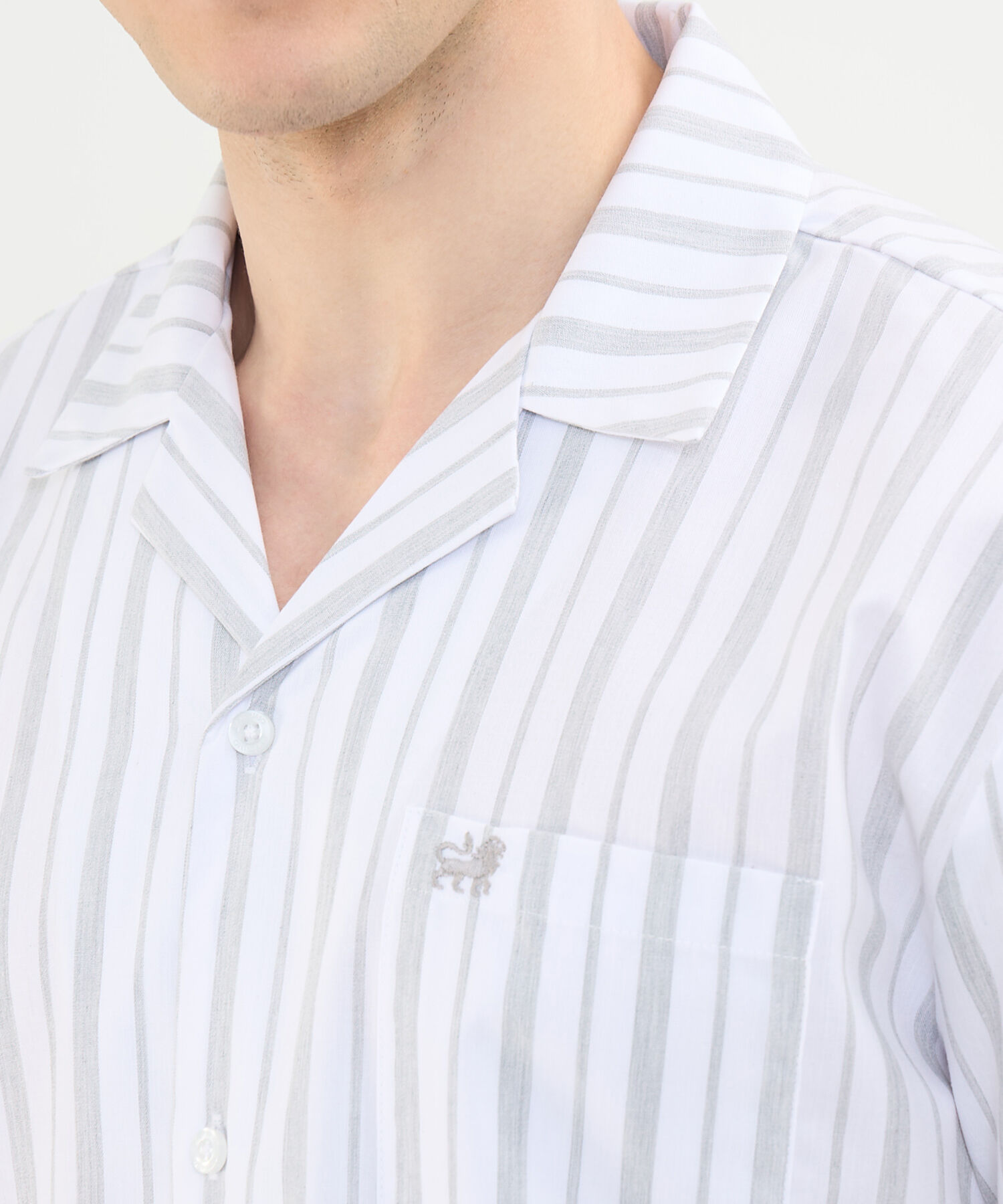 Conjunto de Pijama Camisa Resort