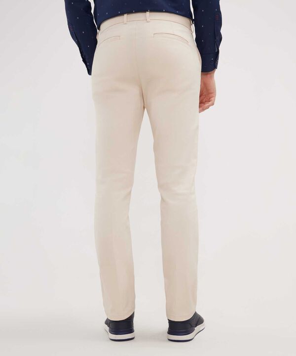 Pantalon Chino Unicolor Silueta Regular Fit