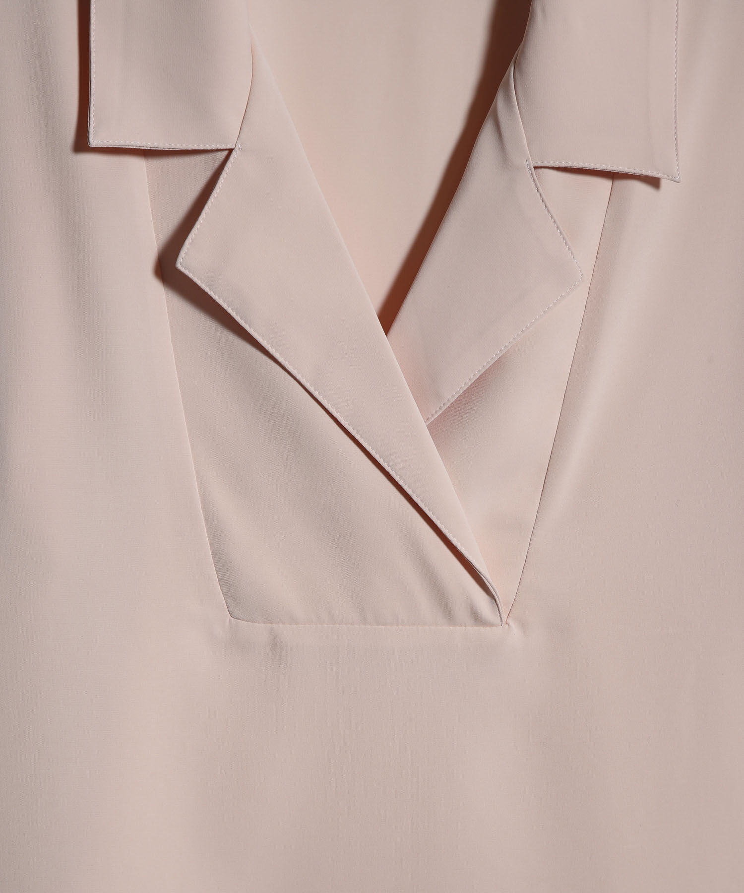 Blusa Unicolor Cuello Resort