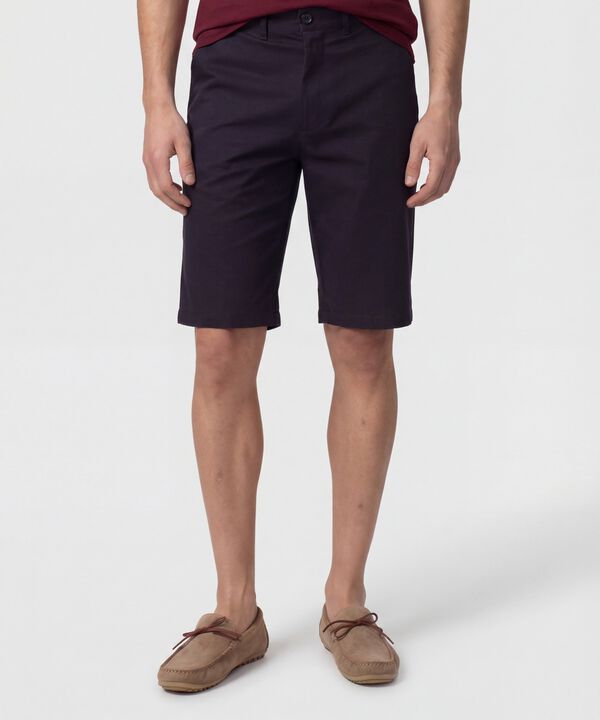 Bermuda Unicolor Con Bolsillos Diagonales  image number null