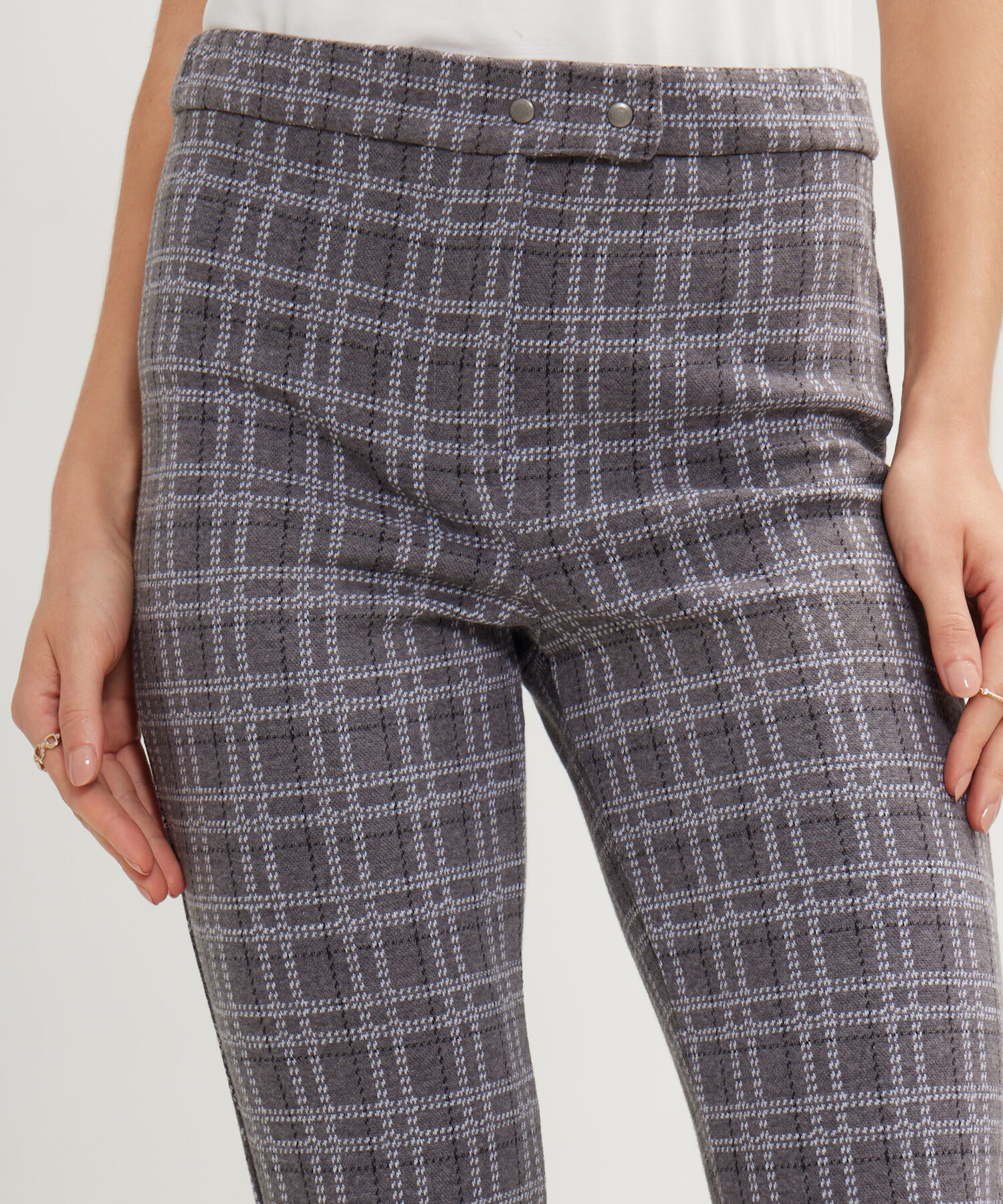Legging Tiro Alto, Pretina Cruzada Con Broches