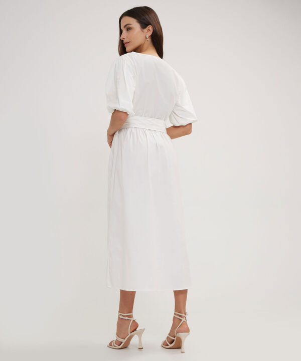 Vestido Unicolor Con Bordado