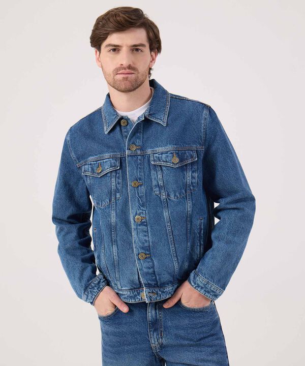 Chaqueta trukcer tono medio  image number null