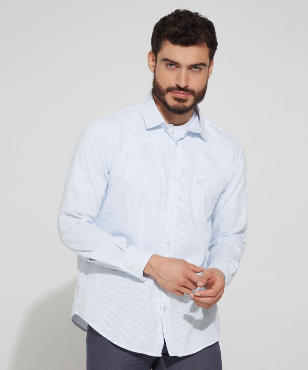 Camisa Preteñida, Manga Larga Con Bolsillo Y Silueta Regular Fit