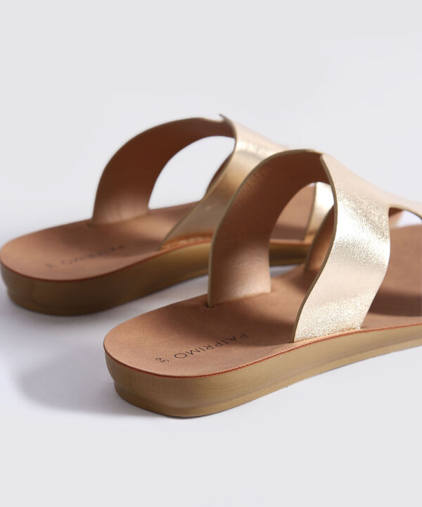 Sandalias image number null
