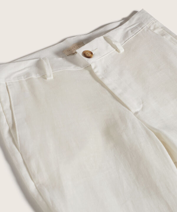 Pantalón Chino En Lino Con Bolsillo Posterior image number null