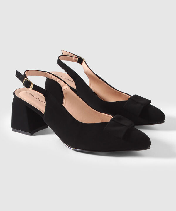 Tacones image number null