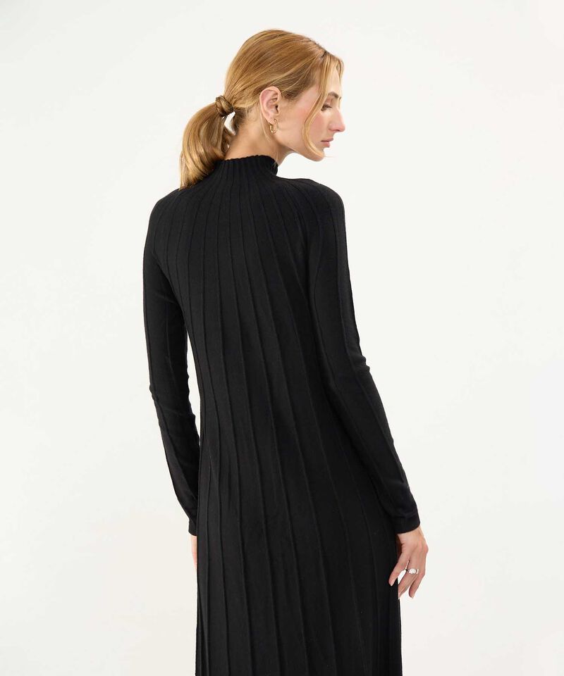 Vestido Tejido Cuello Alto