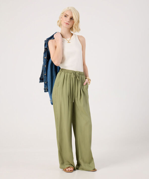 Pantalón Fluido Con Pretina Resortada image number null