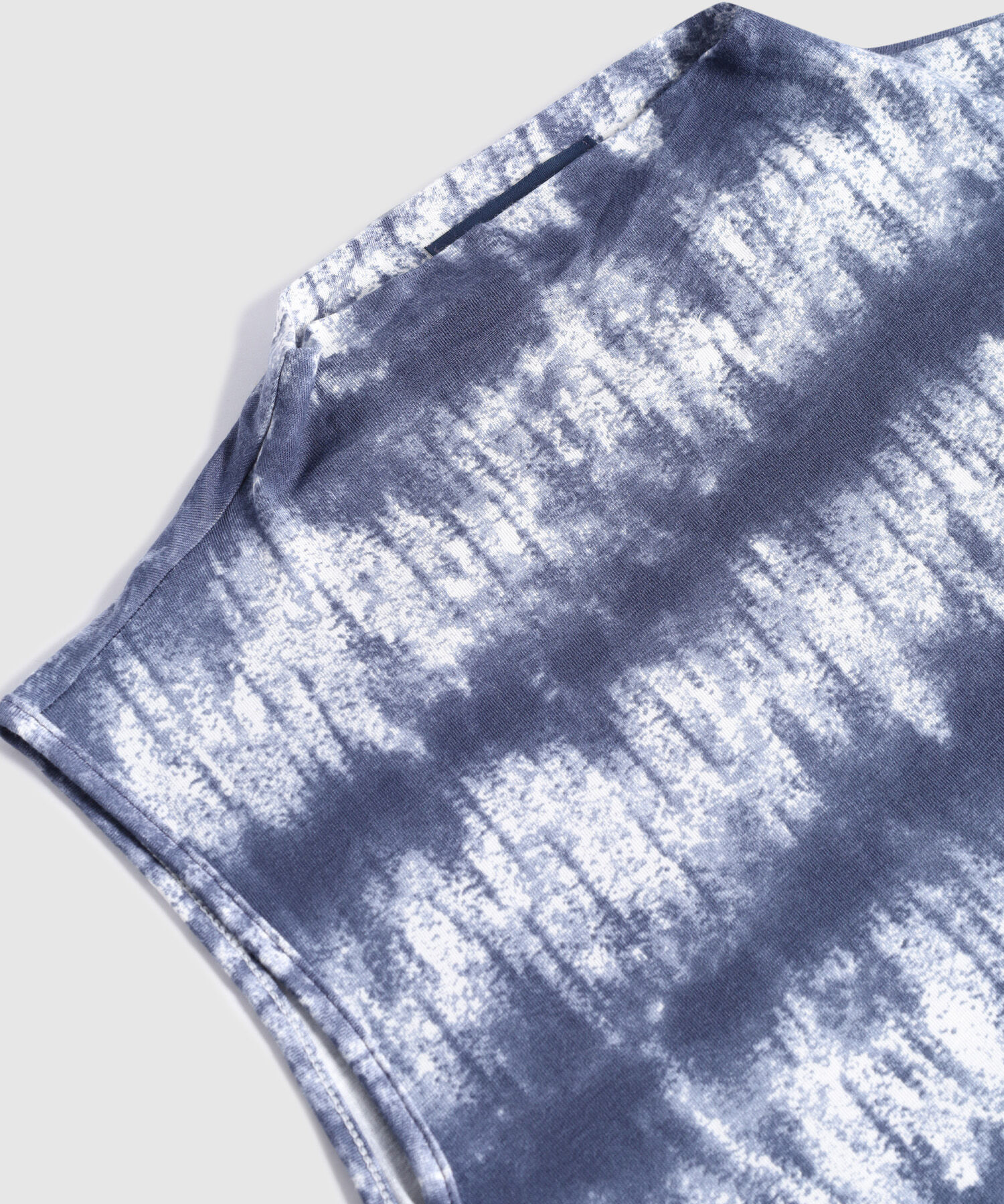 Camiseta Para Mujer Cuello Alto Estampado