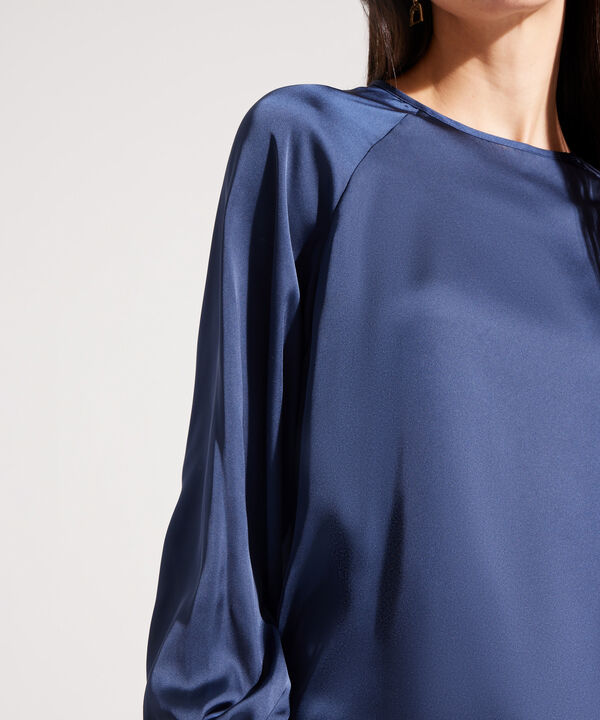 Blusa Manga Larga con Cuello Redondo