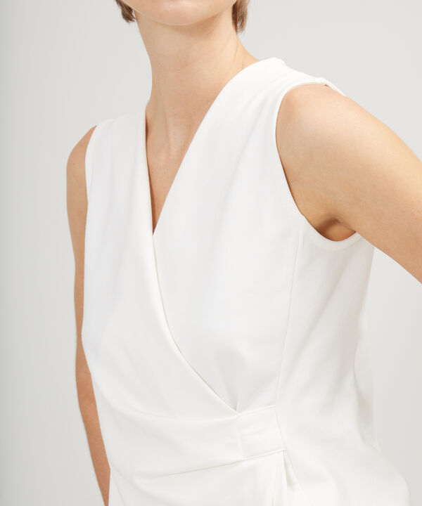 Blusa Escote Cruzado En V image number null