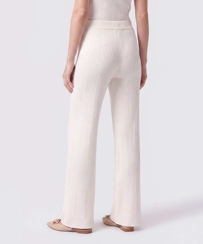 Pantal&oacute;n De Ca&iacute;da Fluida Mujer