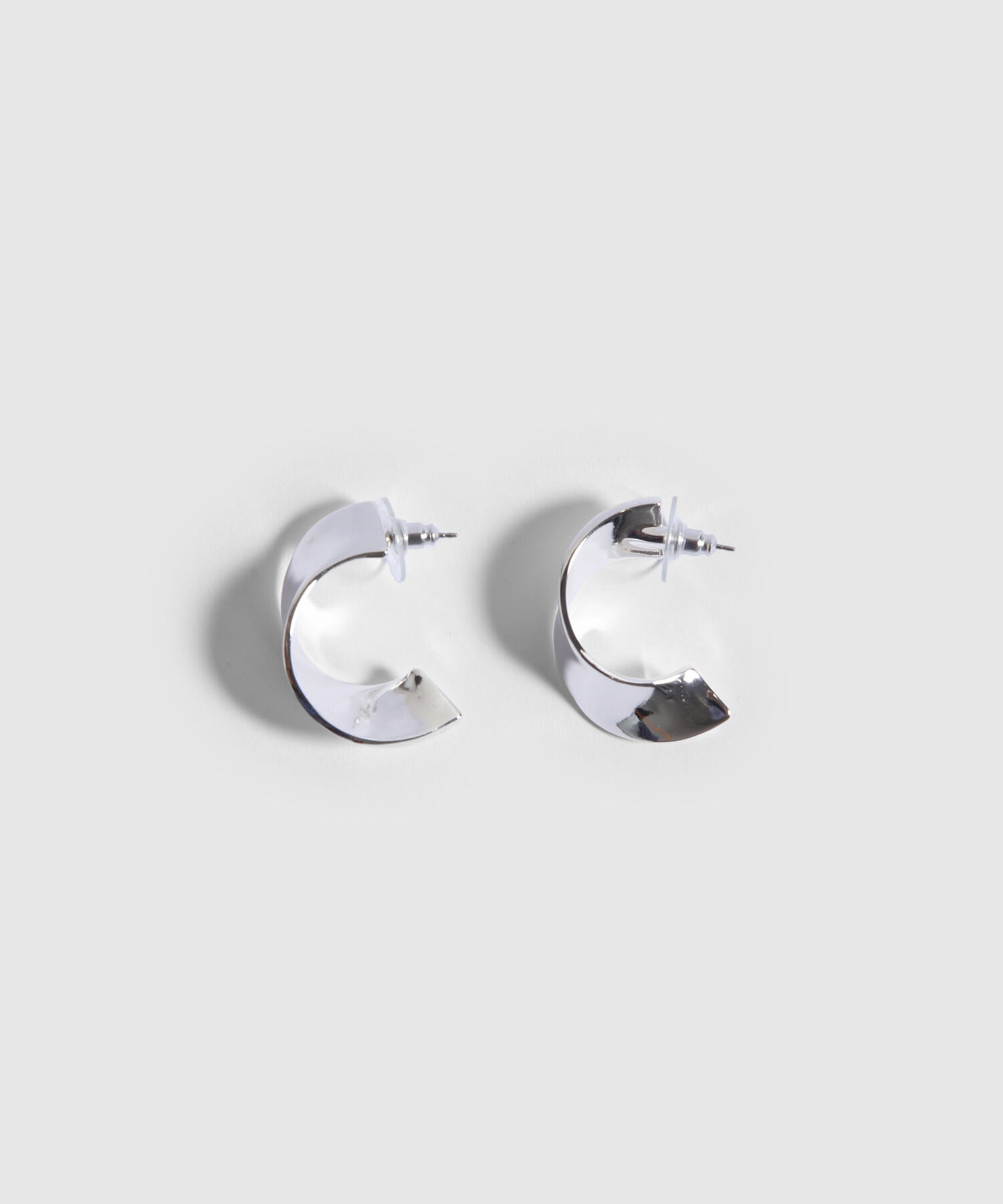 Aretes