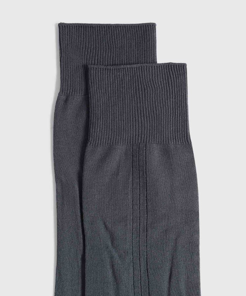 Medias Unicolor Ca&ntilde;a Larga 