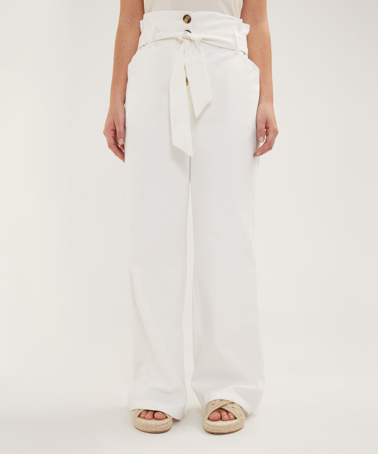 Pantalon Unicolor Paper Con Cinturon