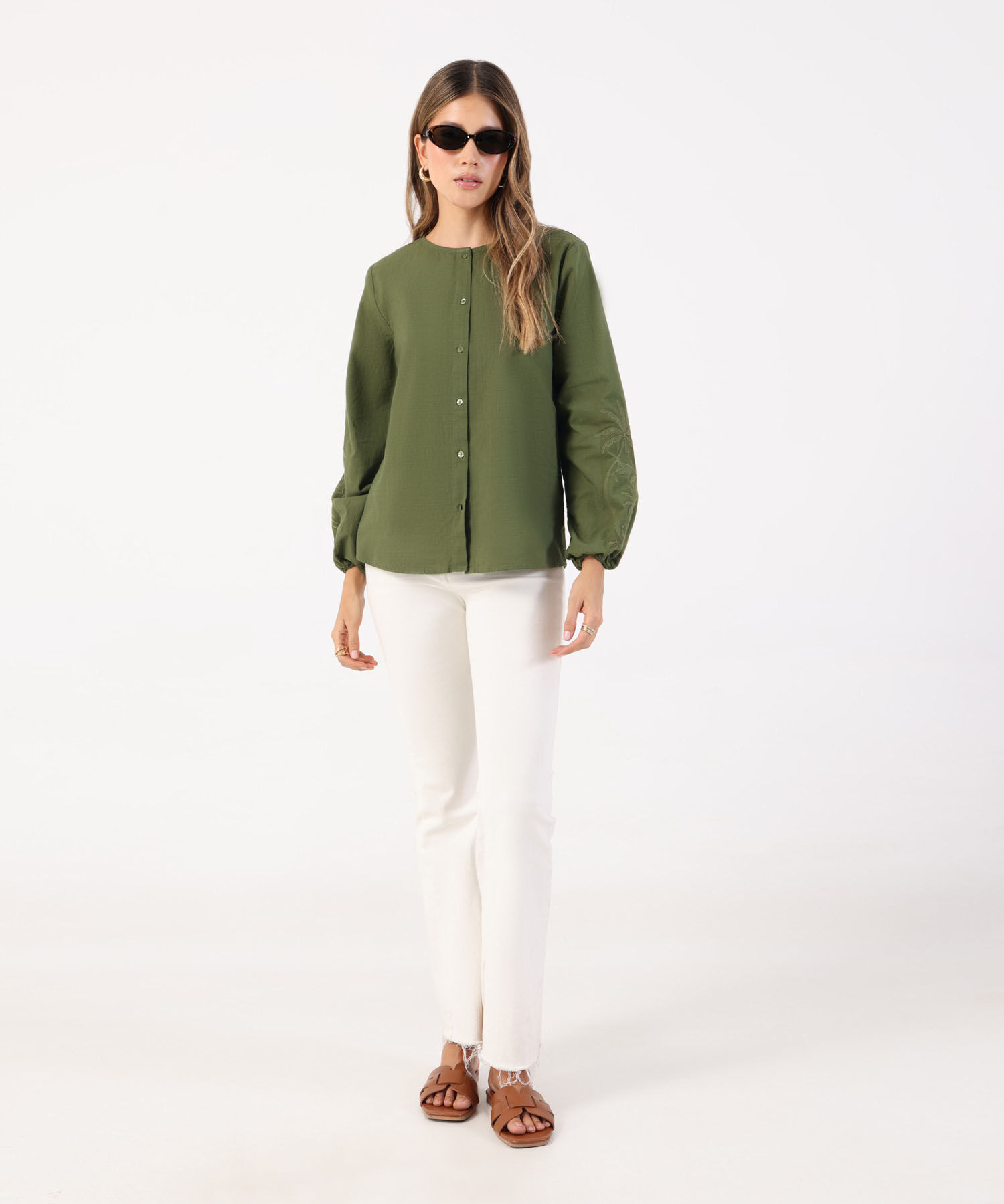 Blusa Cuello Redondo con Bordados para Mujer