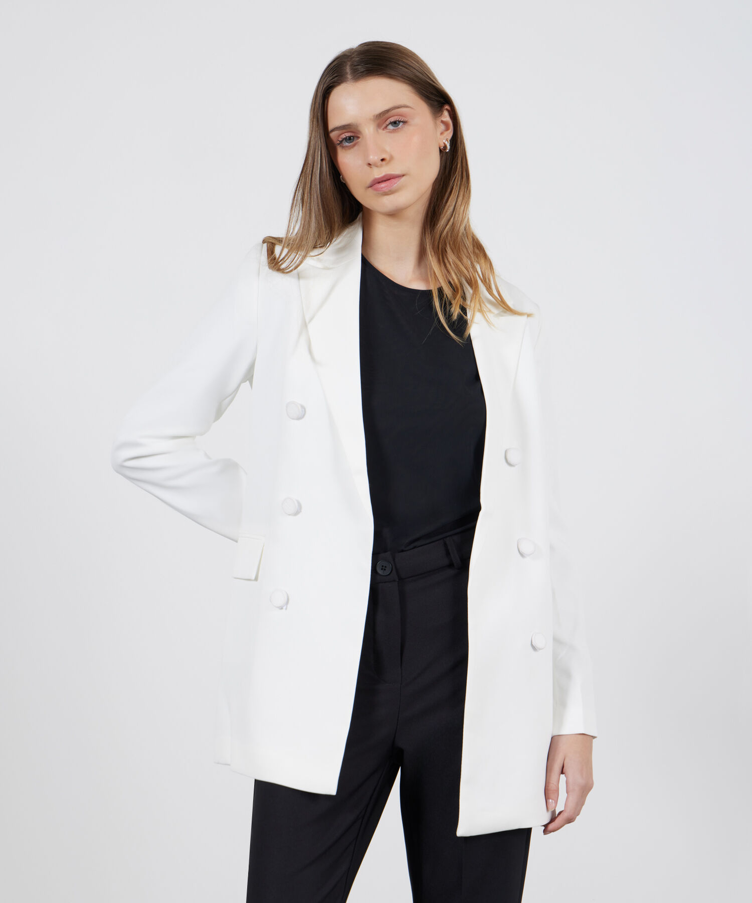 Blazer Abierto Con Botones Decorativos Compra Online Patprimo