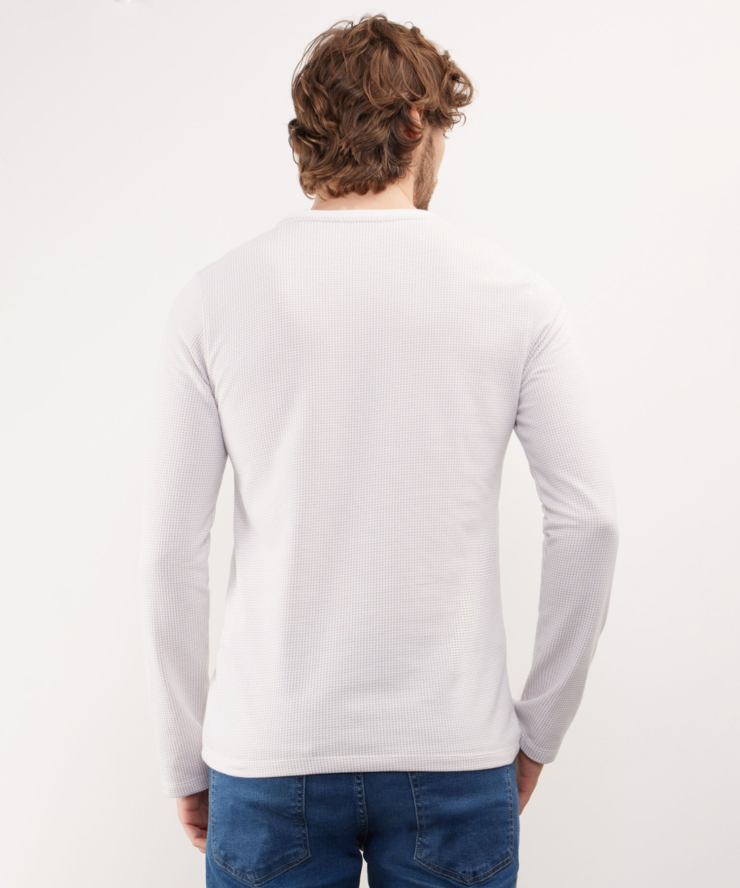 Camiseta Unicolor Manga Larga, Cuello Henley Con Botonadura, Jardin Grunge Linea Moda