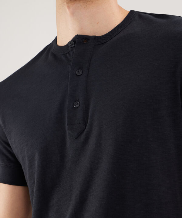 Camiseta Manga Corta Henley