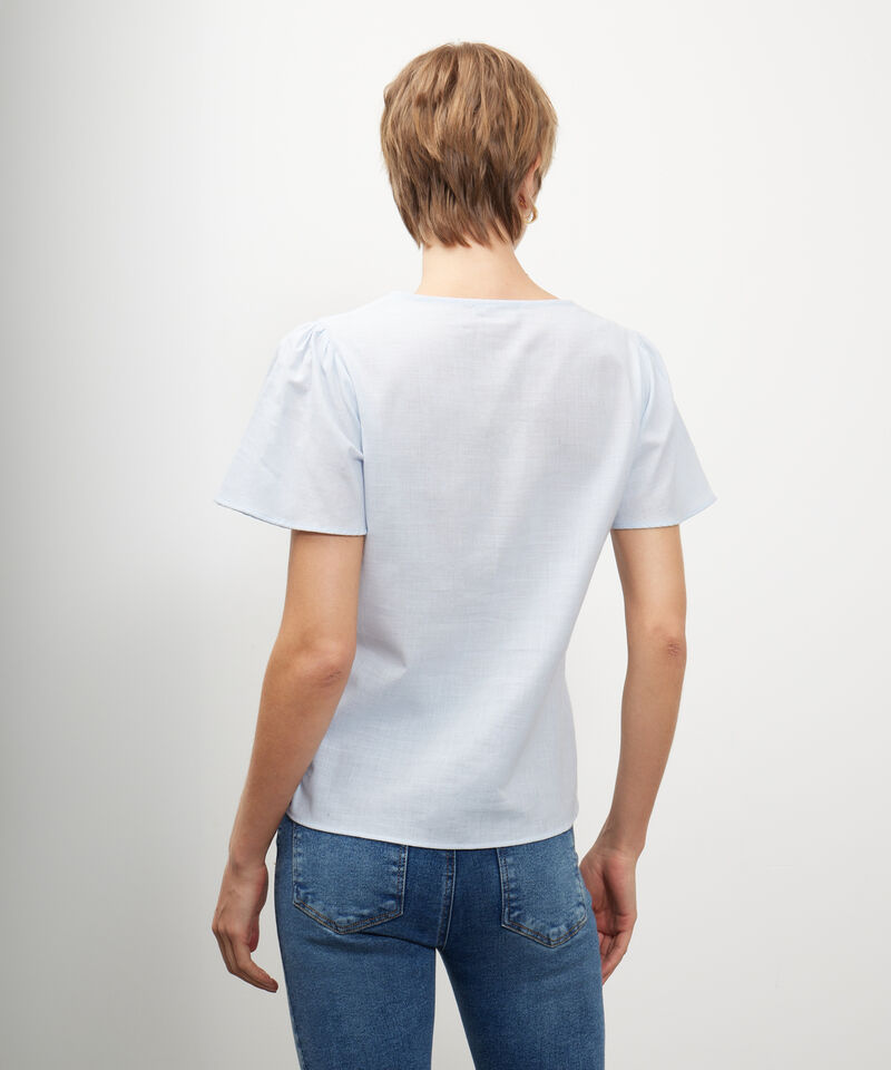 Blusa Manga Corta, Escote En V Con Bordado
