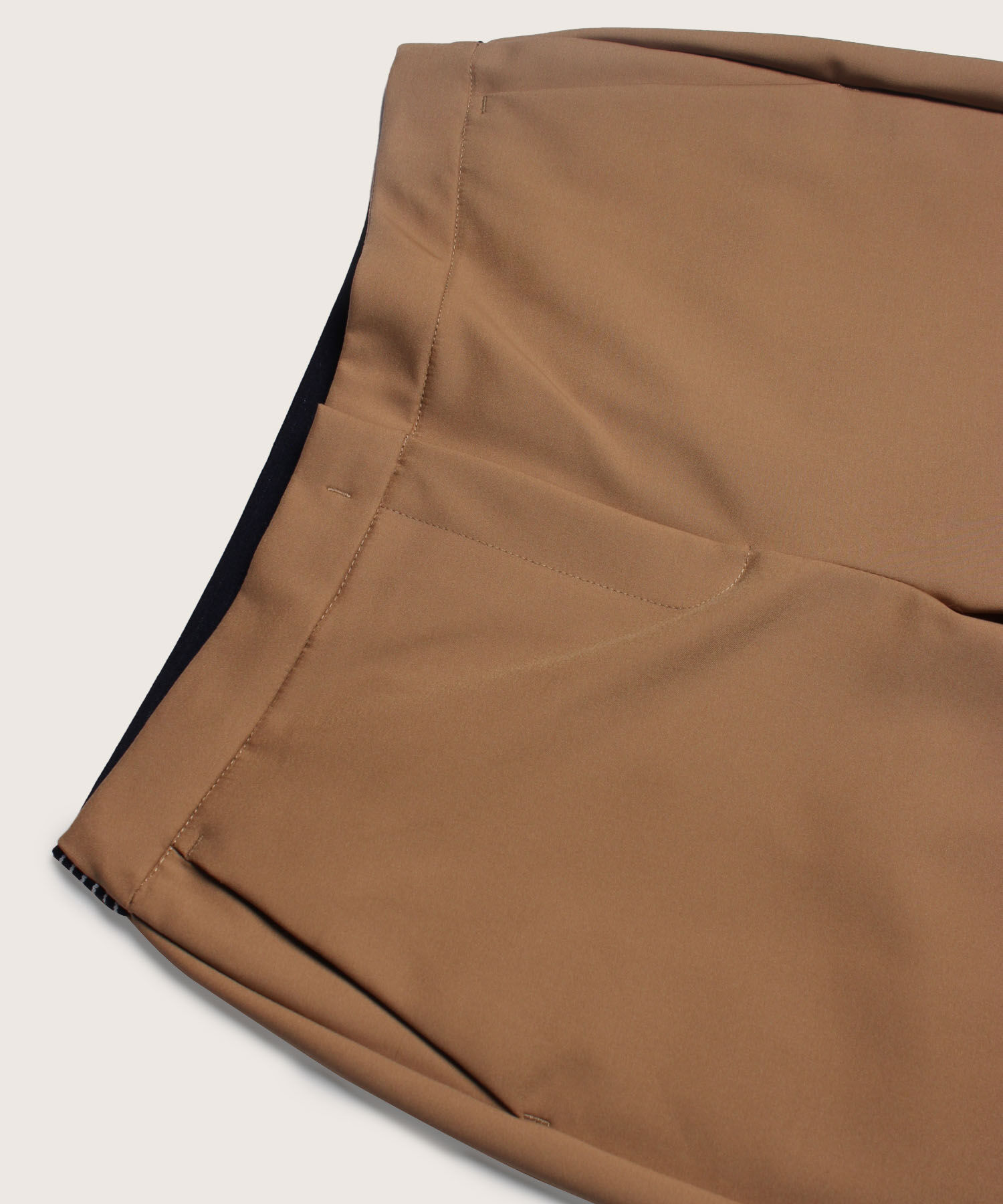 Pantalon Con Elastico En Posterior