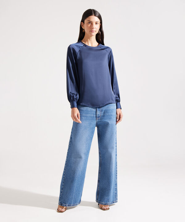 Blusa Manga Larga con Cuello Redondo