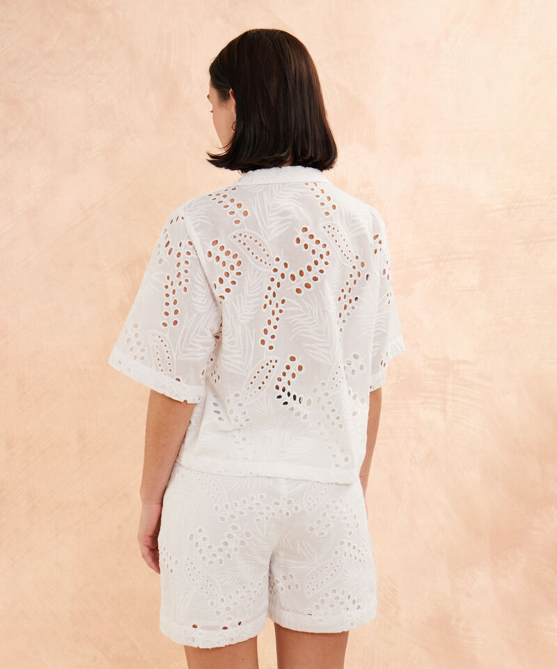 Camisa Unicolor En Ojalillo