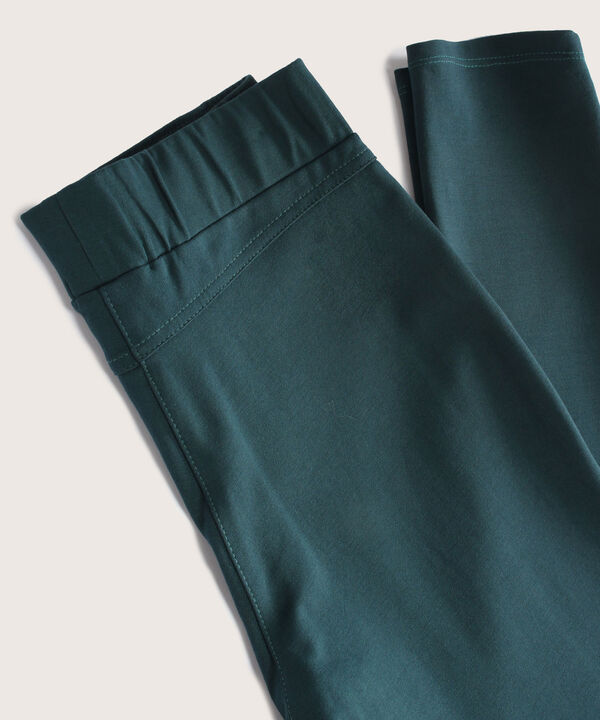Leggings Unicolor Con Corte image number null