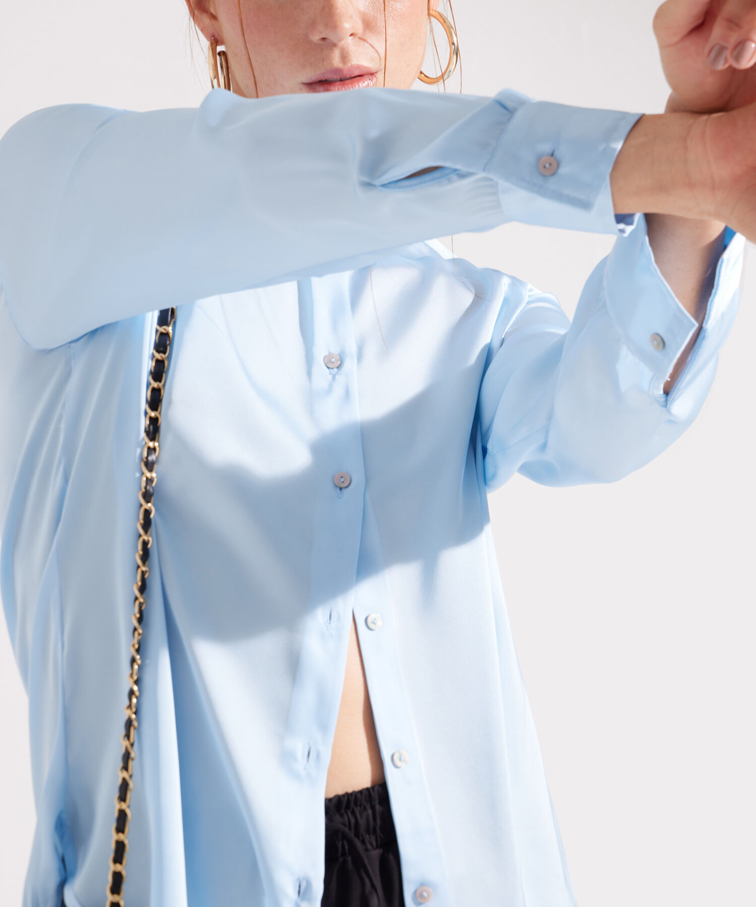 Camisa Manga Larga en Satín