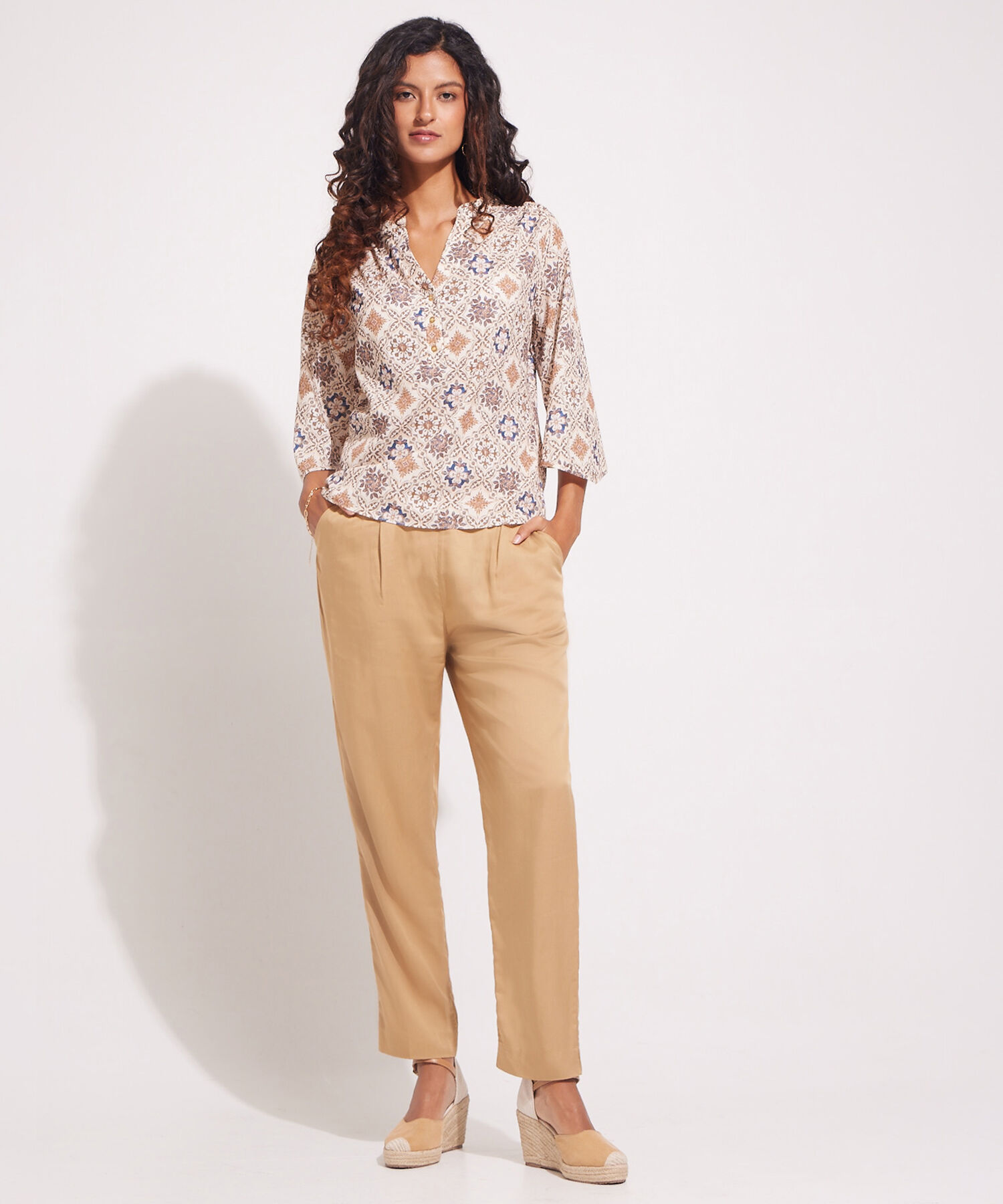 Pantalón Jogger Con Punteras