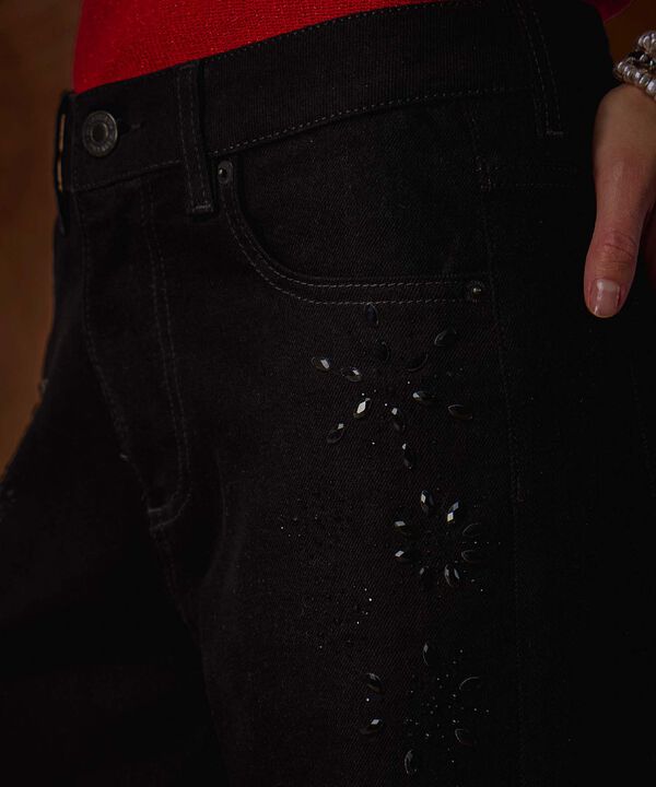 Jean Wide Leg Con Pedreria  image number null