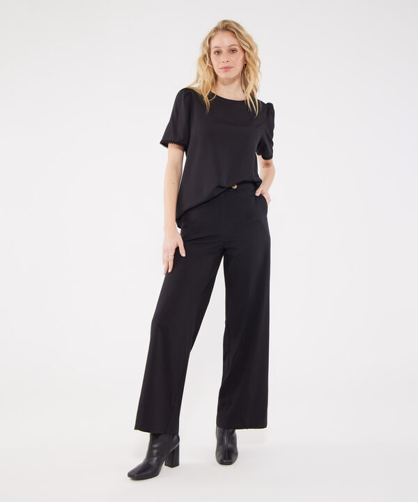 Pantalón Unicolor Con Botonadura Cruzada