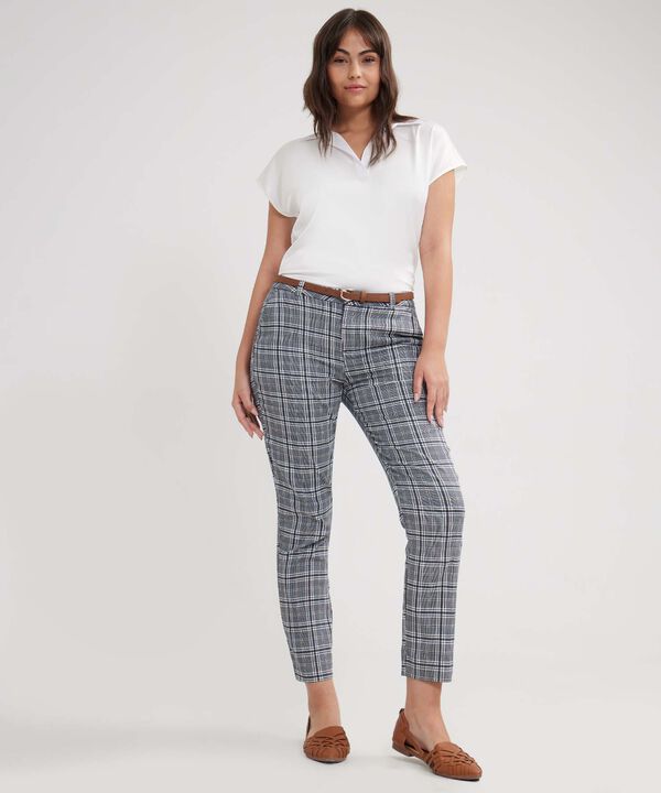 Pantalón Básico Bolsillos Diagonal Estampado Con Cinturón