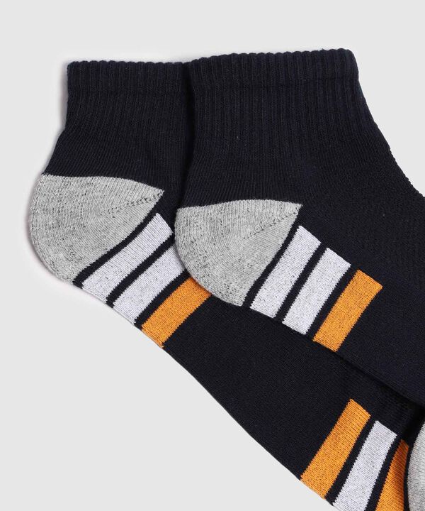 Medias Deportivas en Bloques