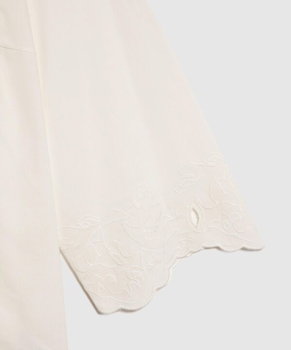 Camisa con Bordado image number null