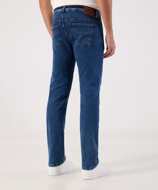Jeans Regular Con Cinco Bolsillos Para Hombre