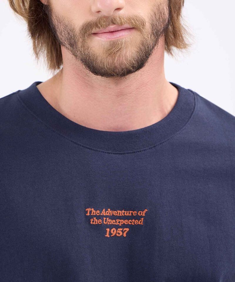Camiseta con Bordado